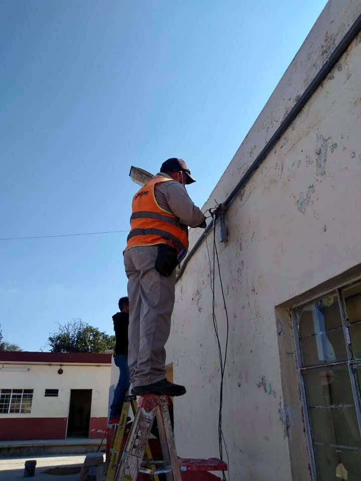 Soledad atiende y resuelve peticiones relacionadas con la reposición de luminarias en colonias para mejorar la movilidad, la imagen urbana y la seguridad