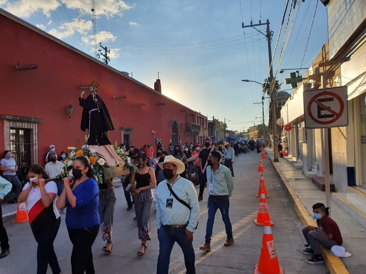 Con saldo blanco y en un ambiente festivo donde destacó la organización, el respeto a las medidas sanitarias y la limpieza de la plaza