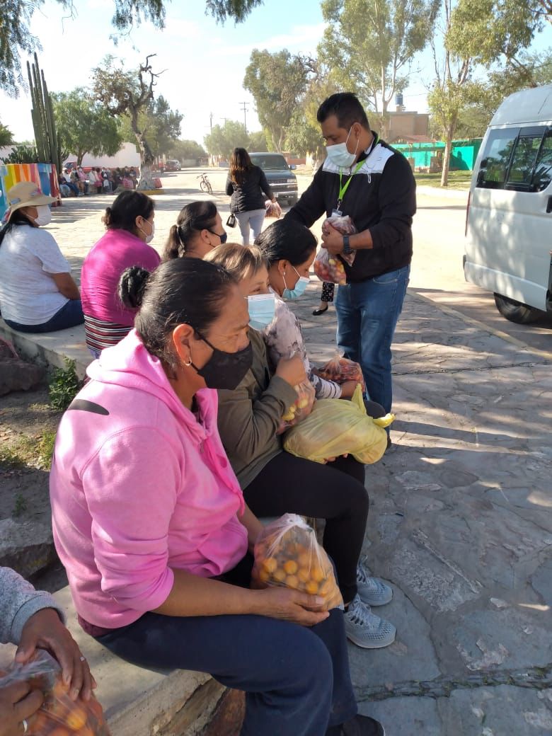 Como parte del compromiso del Ayuntamiento de Soledad para apoya a la población vulnerable, se intensifica el trabajo en comunidades.