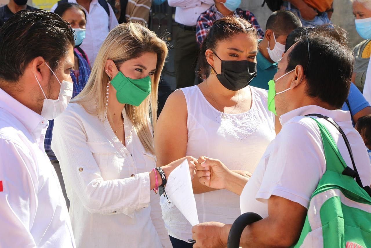 Más de 3 mil potosinos atendidos con servicios médicos, se realizó la tercera jornada de la “Feria de la Salud”, en la comunidad de Ahuacatlán