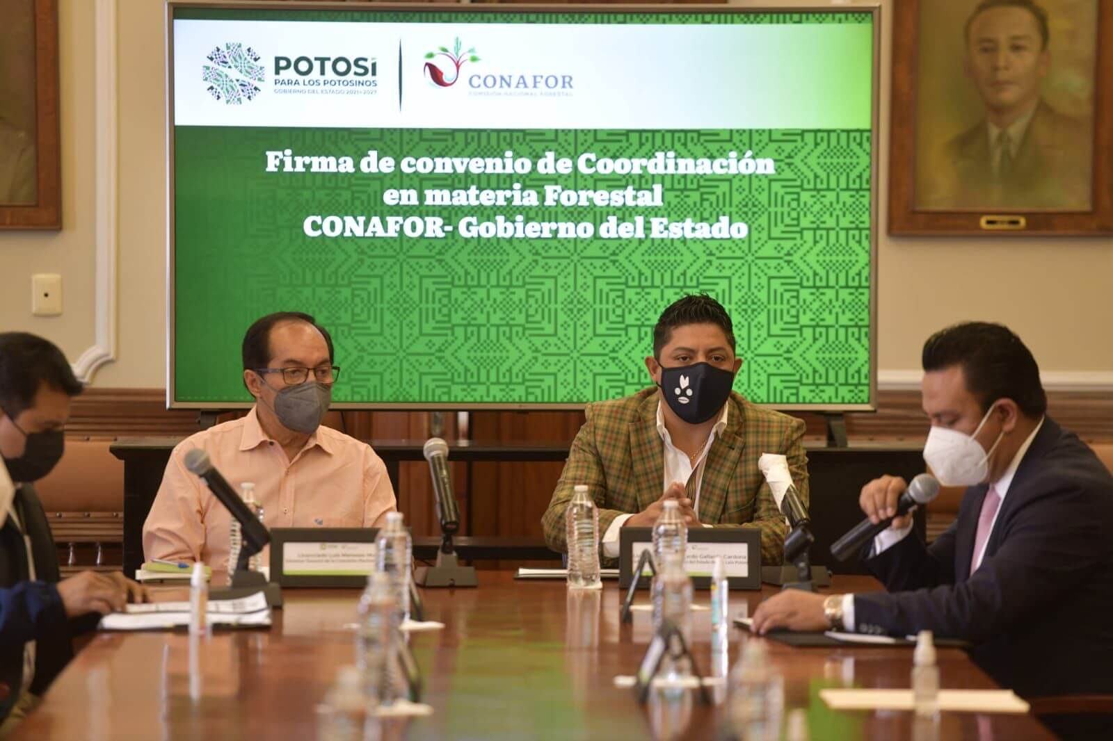 Gobierno potosino gestiona y obtiene 59 millones de pesos de la Federación para la conservación de árboles y flora en las regiones.