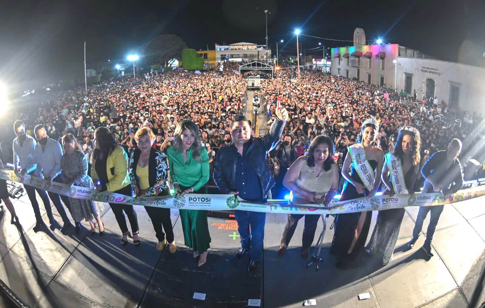 RGC inaugura la Feria Nacional de la Enchilada (Fenae) 2022 con la presentación estelar de la agrupación regiomontana Bronco.