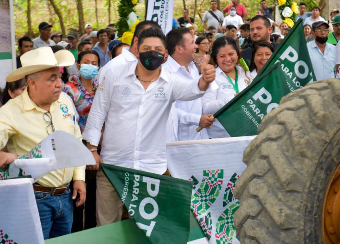 RGC anuncia inversión de 500 millones de pesos para carretera Ciudad Valles- El Naranjo y bulevar Rioverde-Ciudad Fernández.