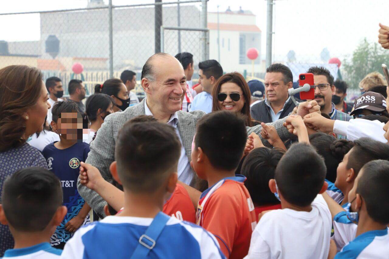 Con la presencia del alcalde de la Capital, se realizó la inauguración del primer torneo de futbol 7 Intercolonias Copa San Luis Rey 2022