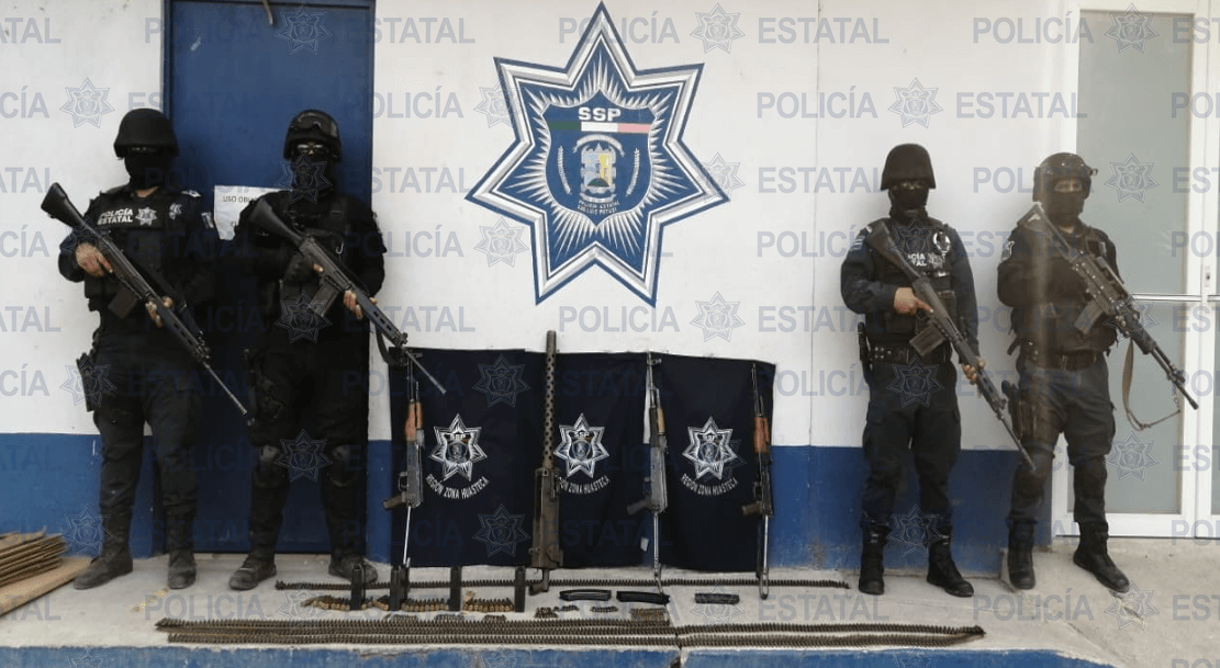 Agentes de la Policía Estatal lograron el aseguramiento de armas largas presuntamente utilizadas por grupos