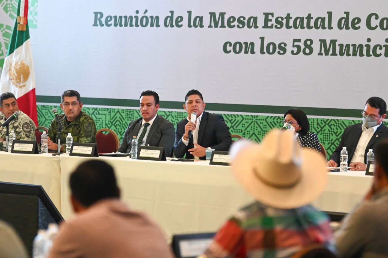 RGC encabezó este día la reunión de la Mesa Estatal para la Construcción de la Paz y Seguridad con los 58 ayuntamientos