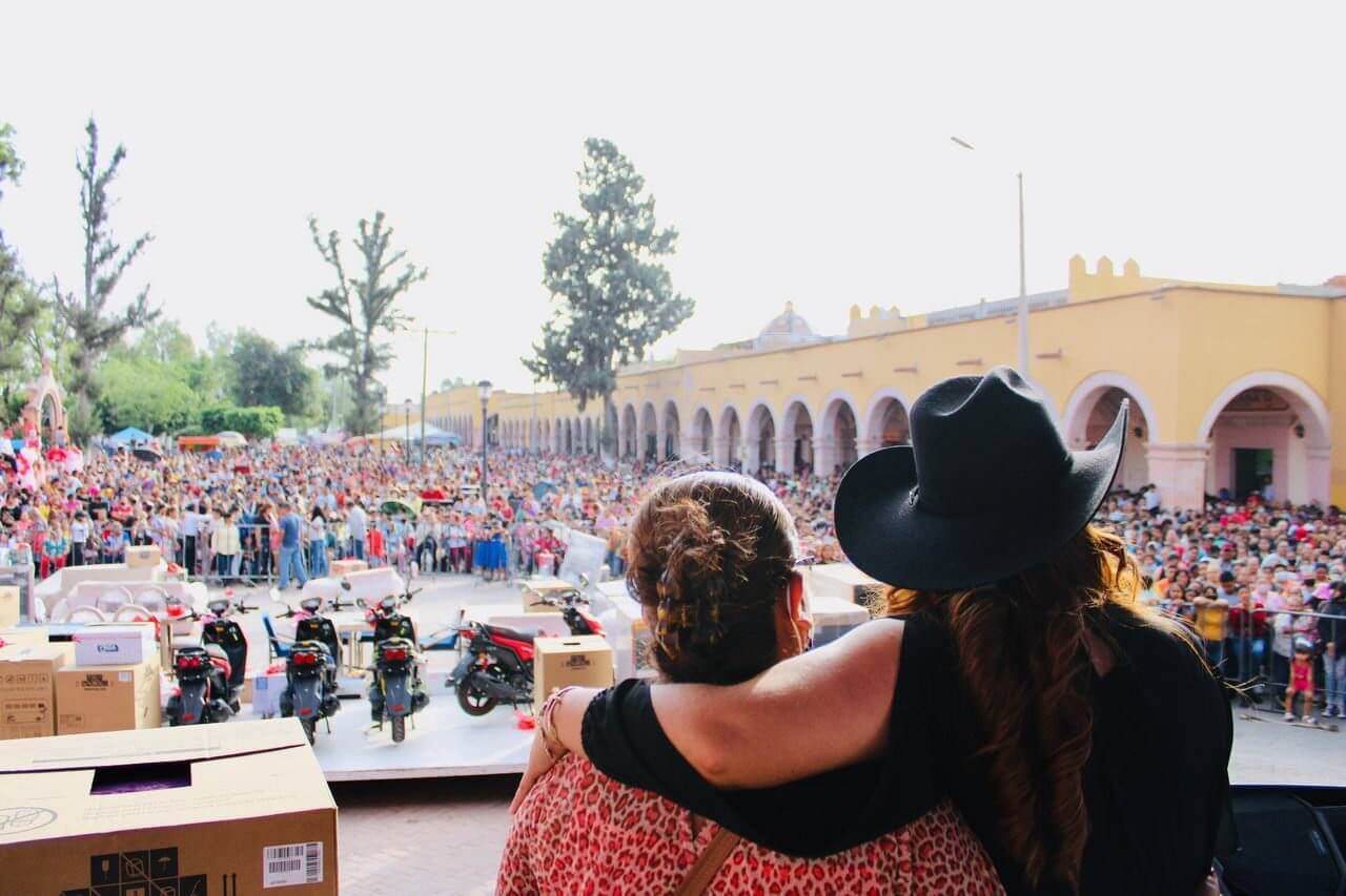 En Villa de Reyes y en medio de un gran ambiente, se festejó a las mamás este 10 de mayo, quienes disfrutaron del concierto de Bobby Pulido