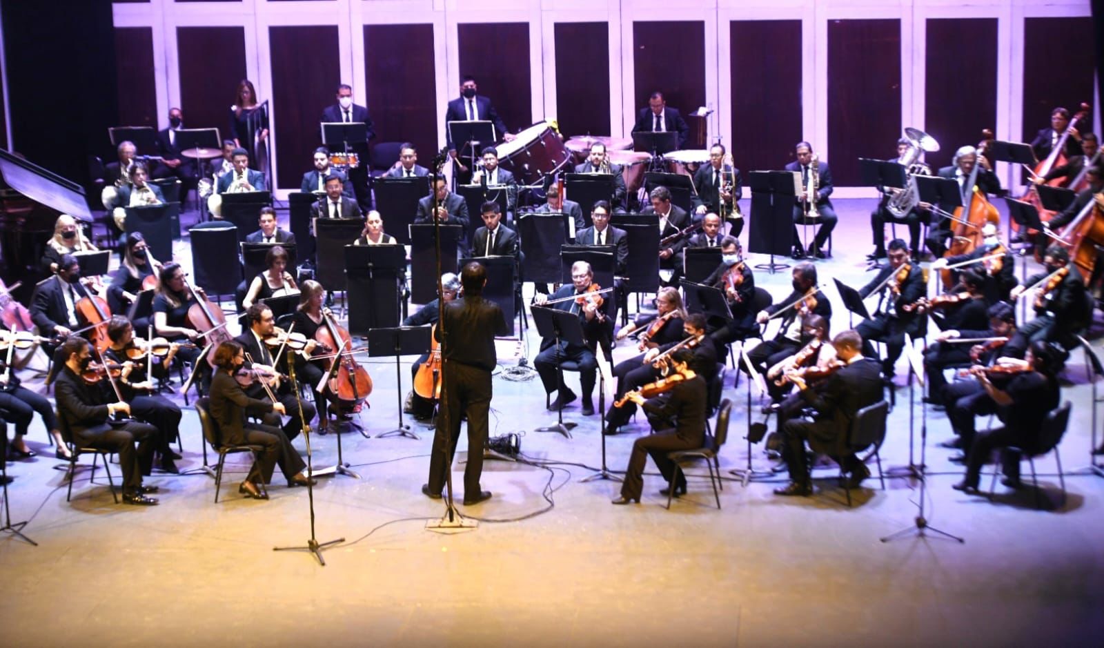 OSSLP presentó este viernes un espectacular concierto sobre la obra literaria de Hamlet e Ibsen a cargo del director Eduardo García Barrios