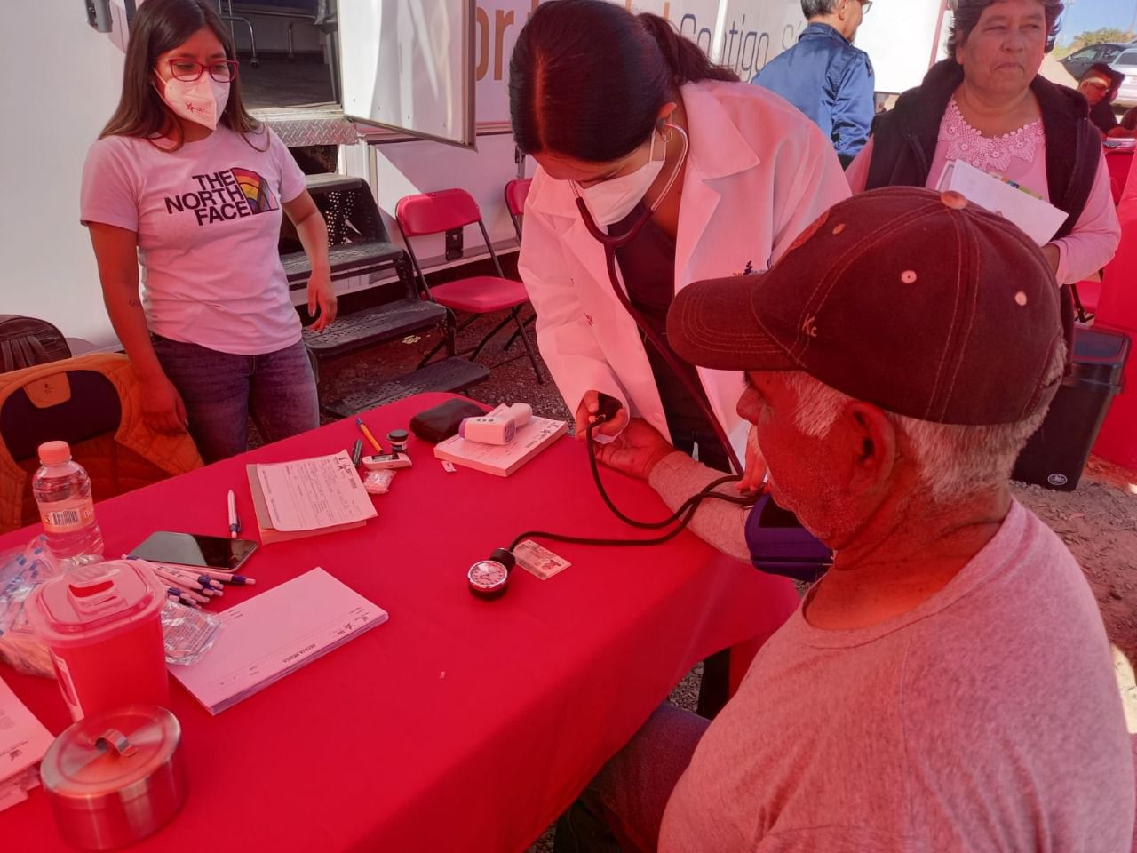 "La Ruta de la Salud, DIF Municipal" llegó este lunes a la localidad de Insurgentes, ubicada en Escalerillas