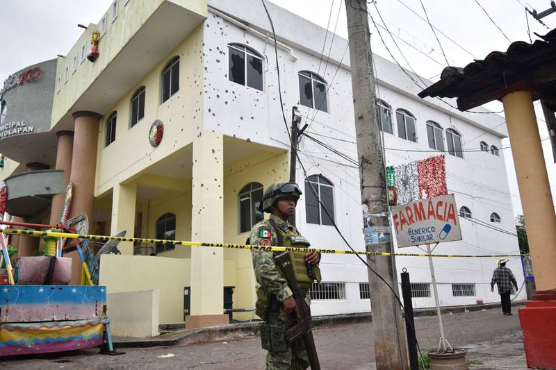 Suman 20 muertos por masacre en San Miguel Totolapan