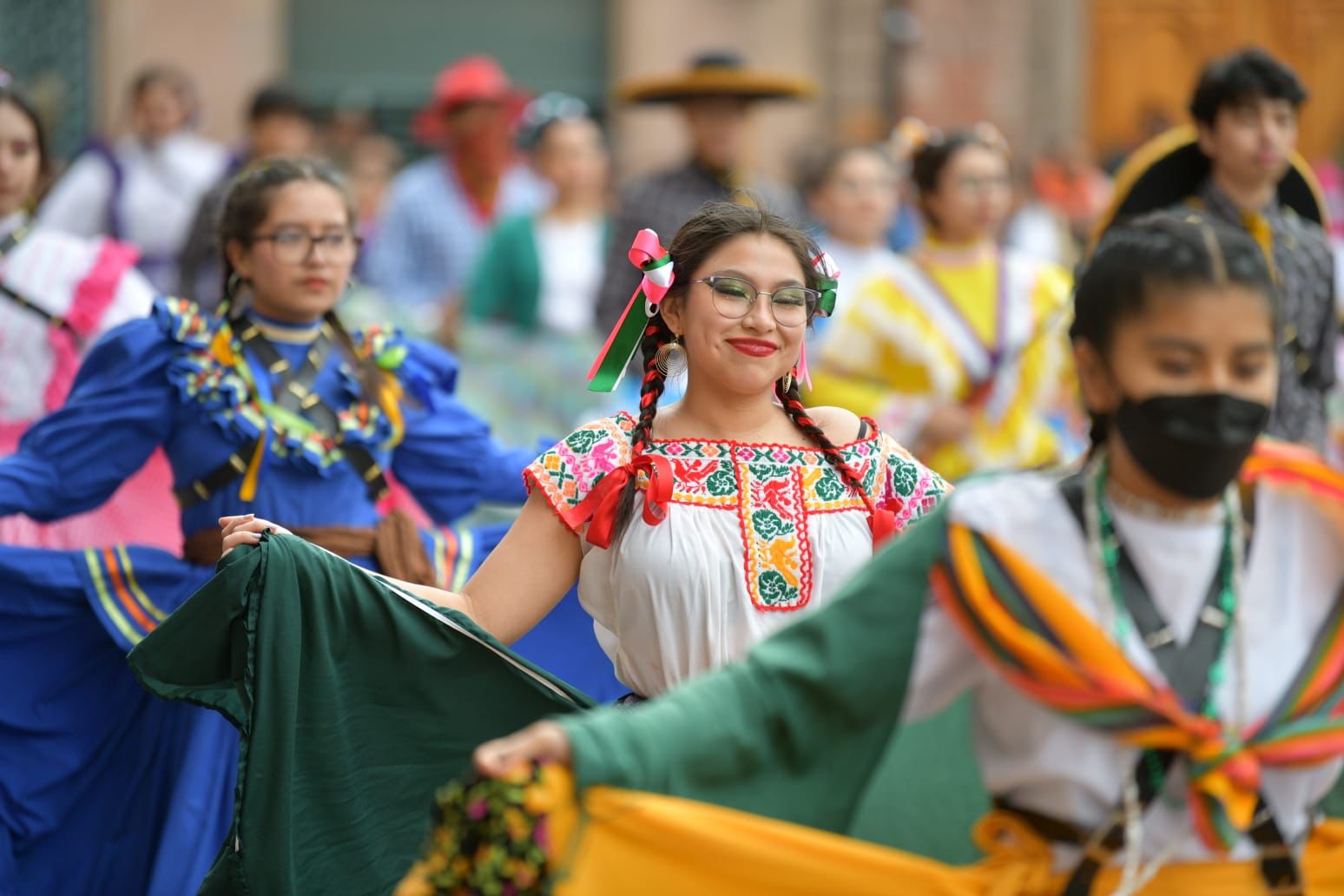 SE REALIZA CON ÉXITO DESFILE CONMEMORATIVO AL 112 ANIVERSARIO DE LA REVOLUCIÓN MEXICANA