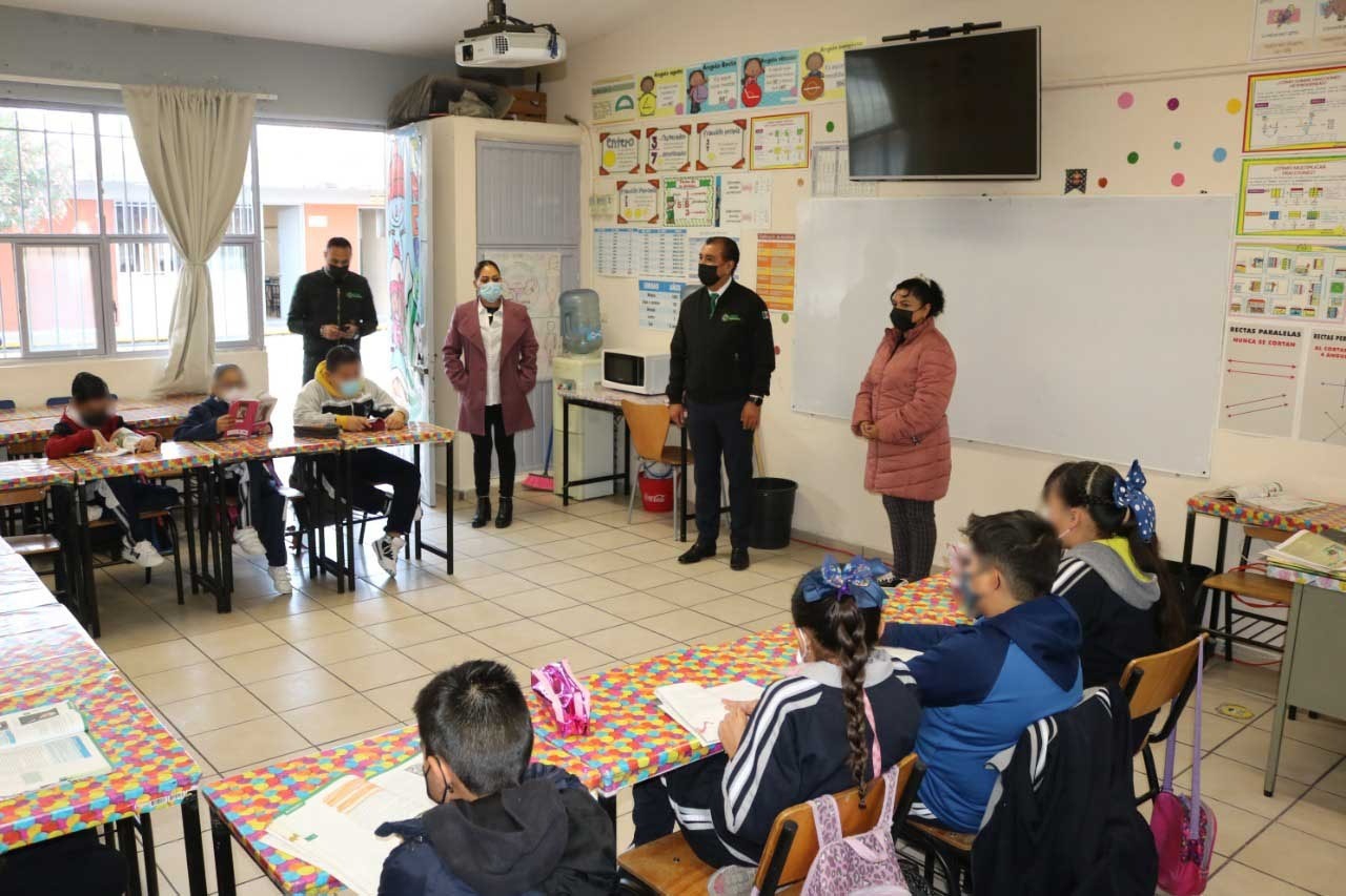 En acuerdo con la Secretaría de Salud, el lunes 16 de enero, las clases en educación básica serán al 100 por ciento de asistencia