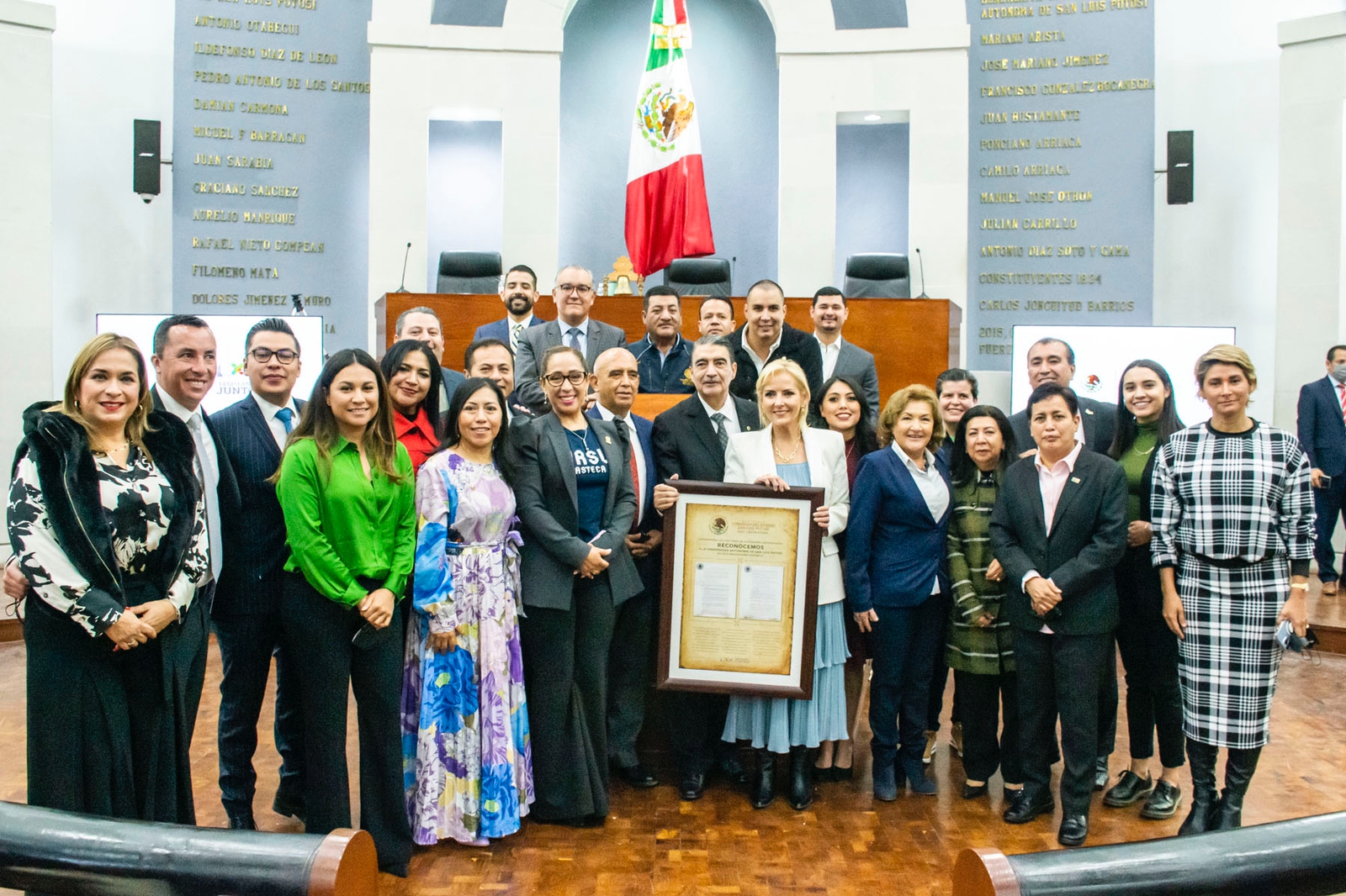 Diputados de diversas fracciones parlamentarias vertieron su opinión de cara al segundo centenario de la Institución.