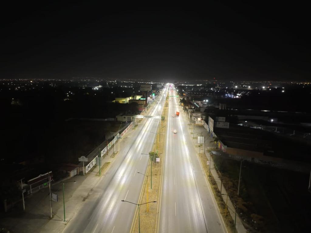 Noyola Cervantes y Gallardo Cardona, inauguraron las obras de rehabilitación de las laterales de la carretera federal 57.