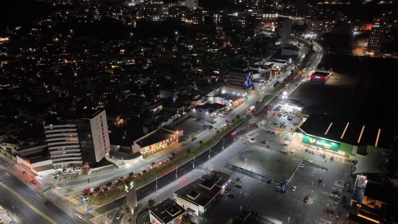 Se instalaron 79 luminarias, como parte del programa Alumbrado Táctico, en beneficio de peatones y automovilistas.