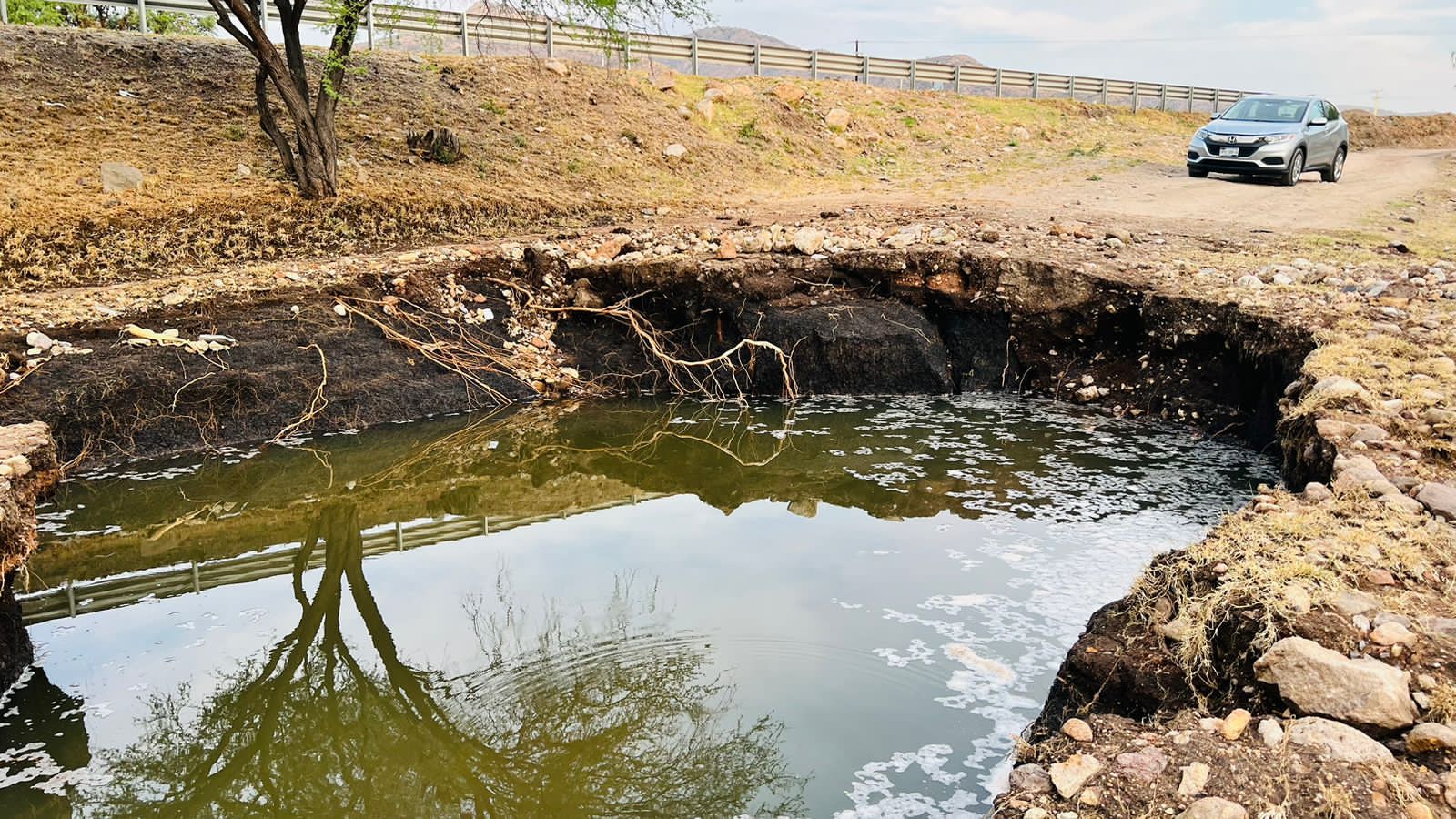 La avería se registró en el kilómetro 42+700 de la línea de cadenamiento a la altura de la comunidad Tierra Quemada, en Santa María del Río