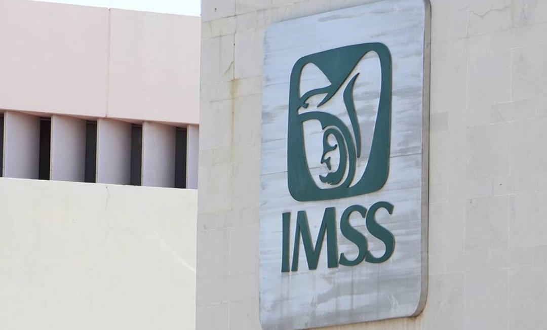 Lamentó que esta situación se sume a las deficiencias con las que cuenta el IMSS