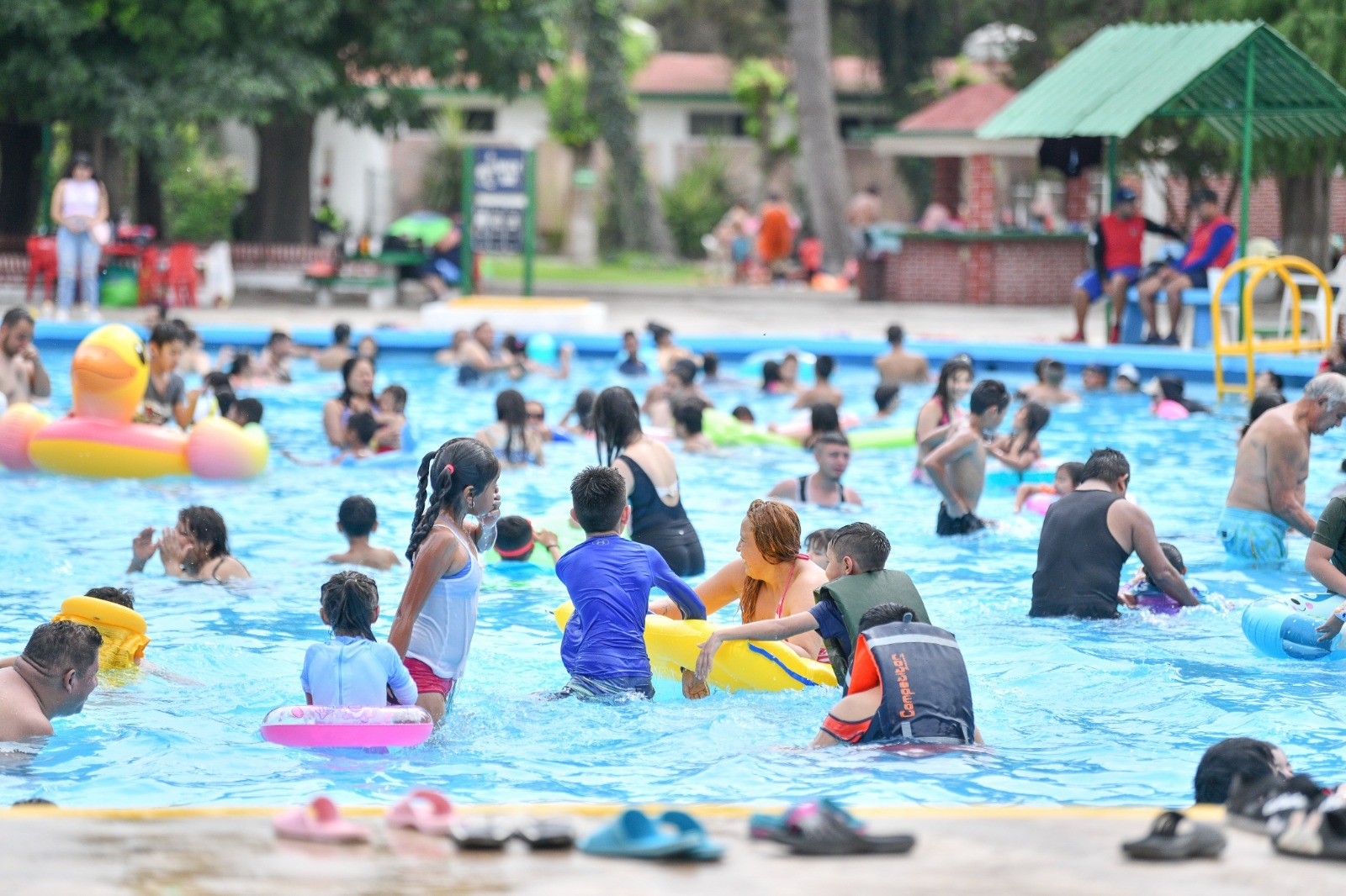 Recibe con éxito remodelado balneario Gogorrón a miles de visitantes