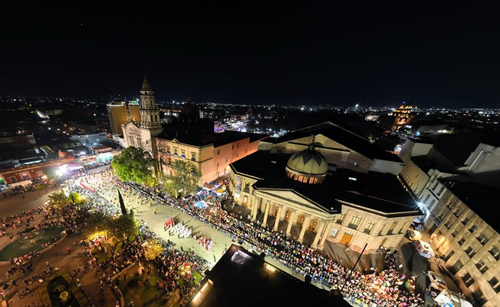 LA MAJESTUOSIDAD DE LA PROCESIÓN DEL SILENCIO DESLUMBRA EN SU 70 ANIVERSARIO