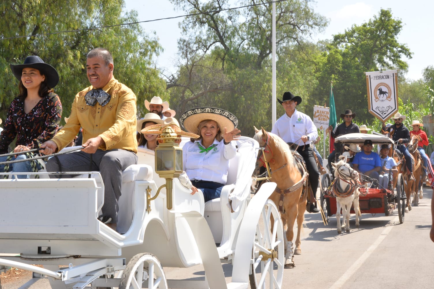 Con éxito se realizó la cabalgata de la FENAE en Soledad