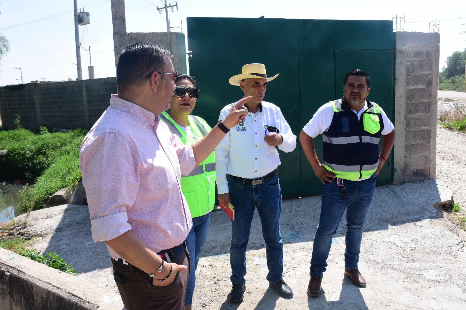 En conjunto con la Comisión Estatal del Agua, se supervisa e identifican riesgos en la zona oriente del Río Santiago.