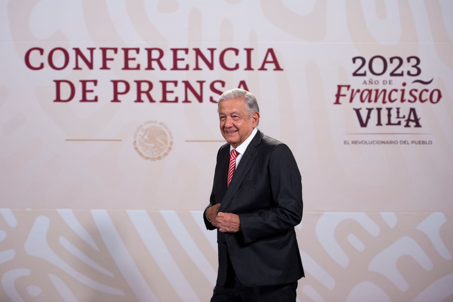 AMLO demandará por daño moral a César de Castro, abogado de García Luna