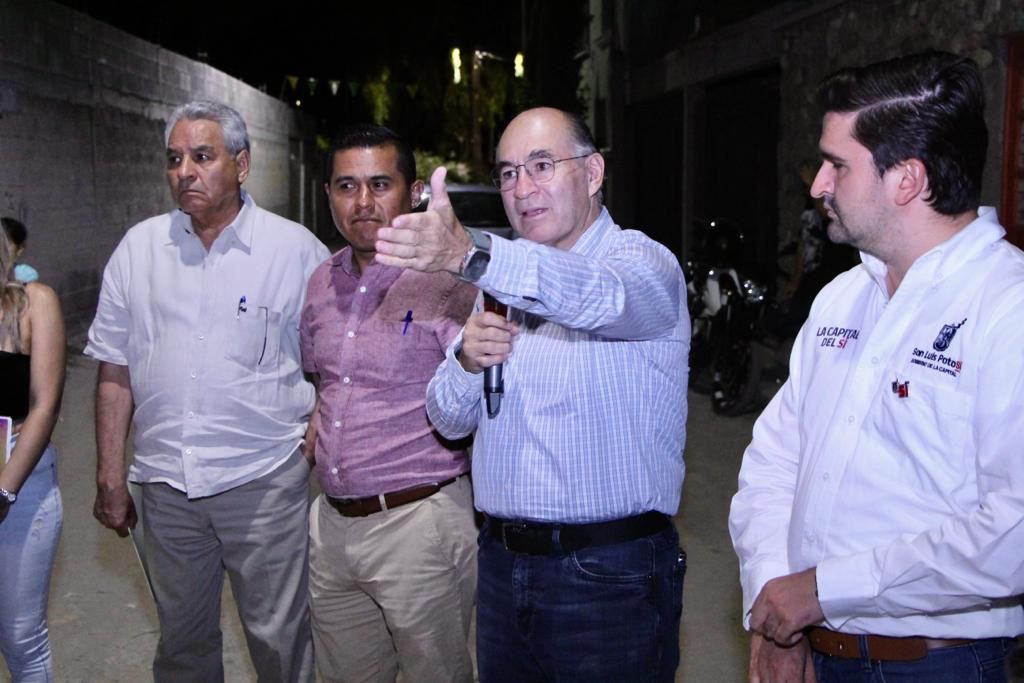 El Alcalde Enrique Galindo anunció la pavimentación en la calle Fresnos, autorizada por el Consejo de Desarrollo Social Municipal.