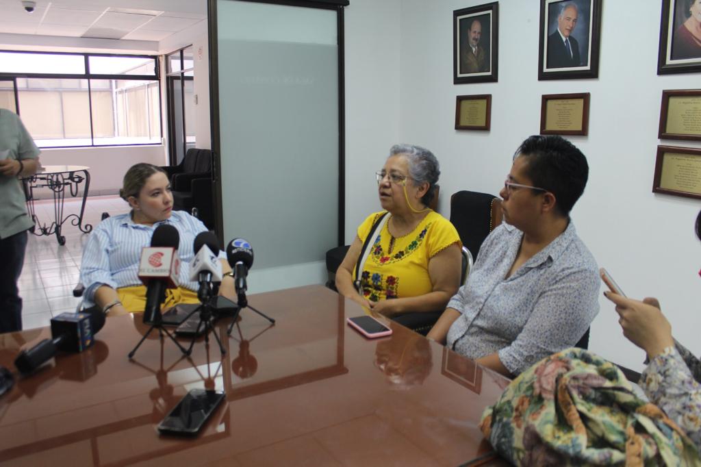 La mañana de este martes 13 de junio, personas que viven con alguna discapacidad asistieron a la Comisión Estatal de Derechos Humanos