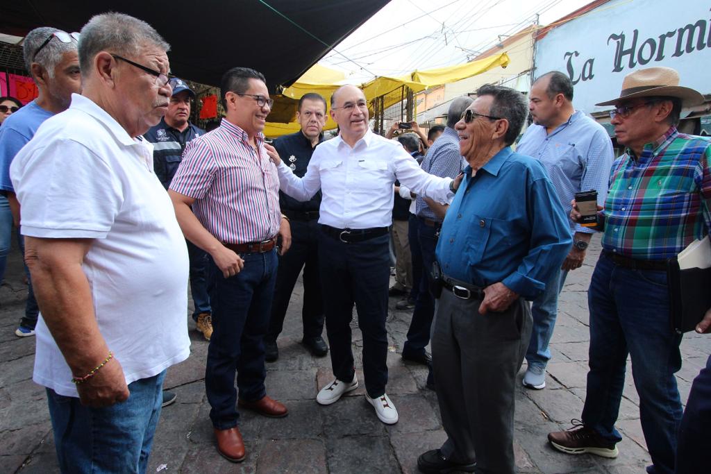 Realizó un recorrido por esa zona junto con locatarios del Mercado República y otras zonas del primer cuadro de la ciudad,