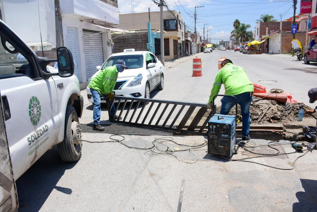 Dirección de Servicios Municipales toma medidas para disminuir los riesgos asociados a las coladeras sin cubierta