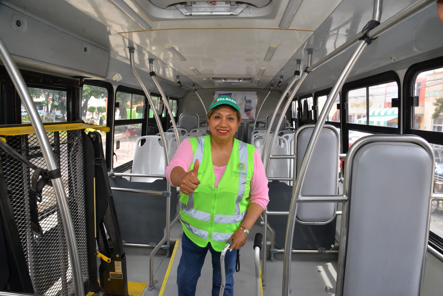 TRANSPORTE GRATUITO HACIA LA FENAPO, SEGURO Y CÓMODO: LEONOR NOYOLA