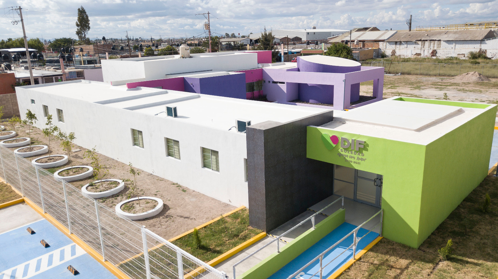 El centro de terapias físicas y psíquicas se ubica en las instalaciones de la Unidad Básica de Rehabilitación 2, en la colonia Villa Jardín