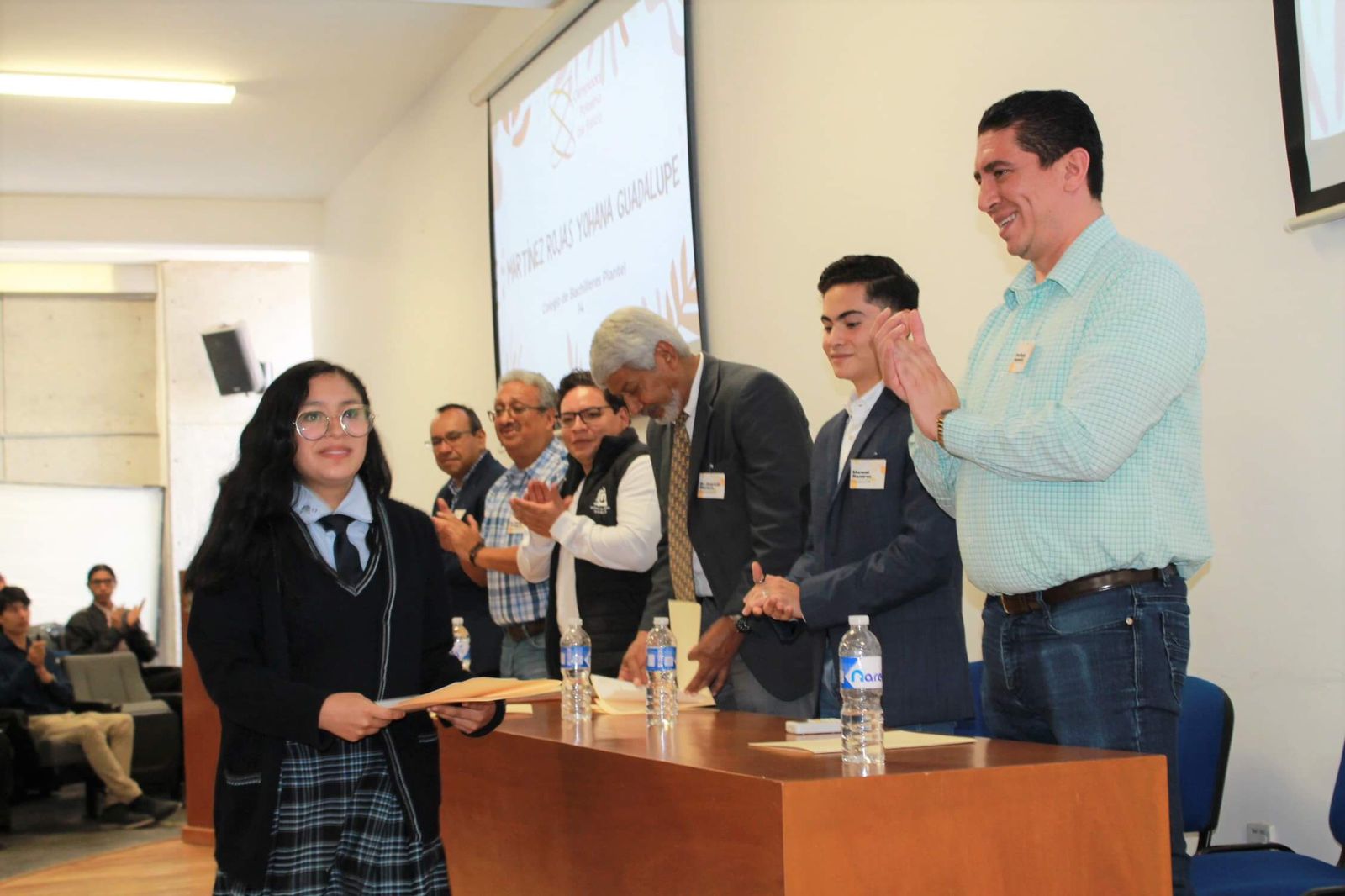 El 57 por ciento del total de participantes en la justa académica fueron del Cobach, con 154 alumnas y alumnos