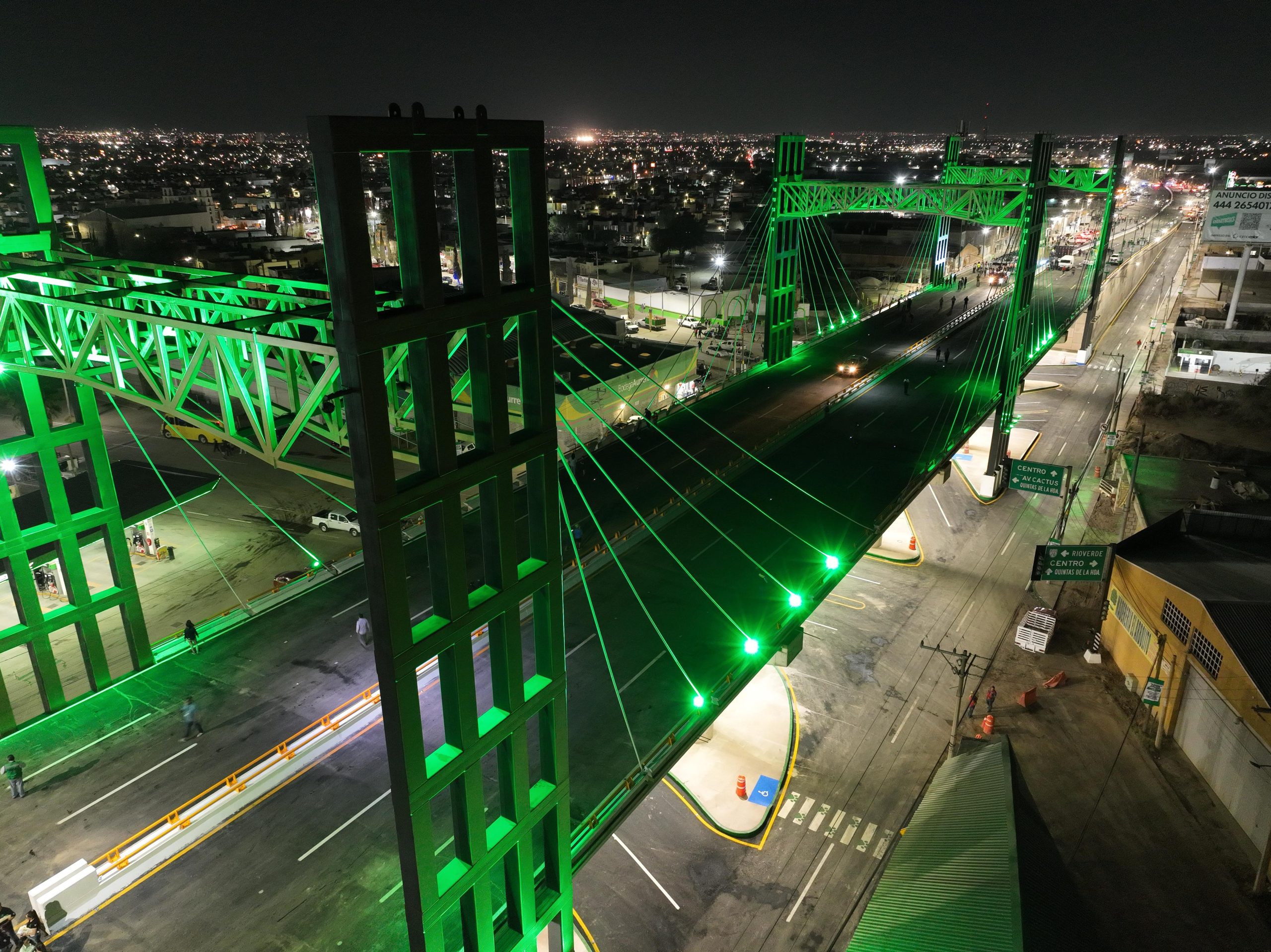 Gallardo Cardona, anunció que se inició con un proyecto de construcción de un puente peatonal