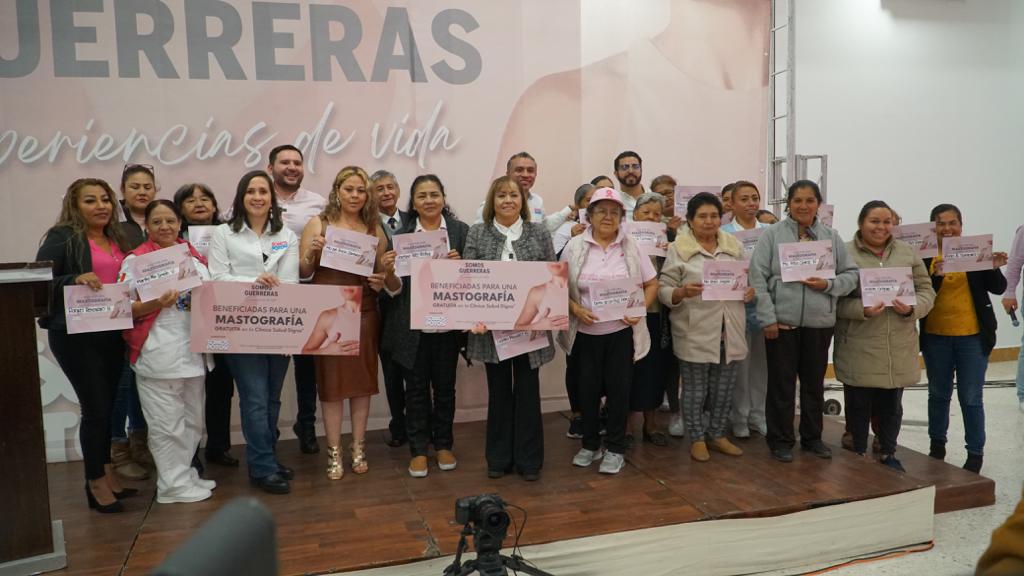 Azuara Zúñiga, llamó a las asistentes a solidarizarse con quienes padecen esta terrible enfermedad y a tenderles una mano