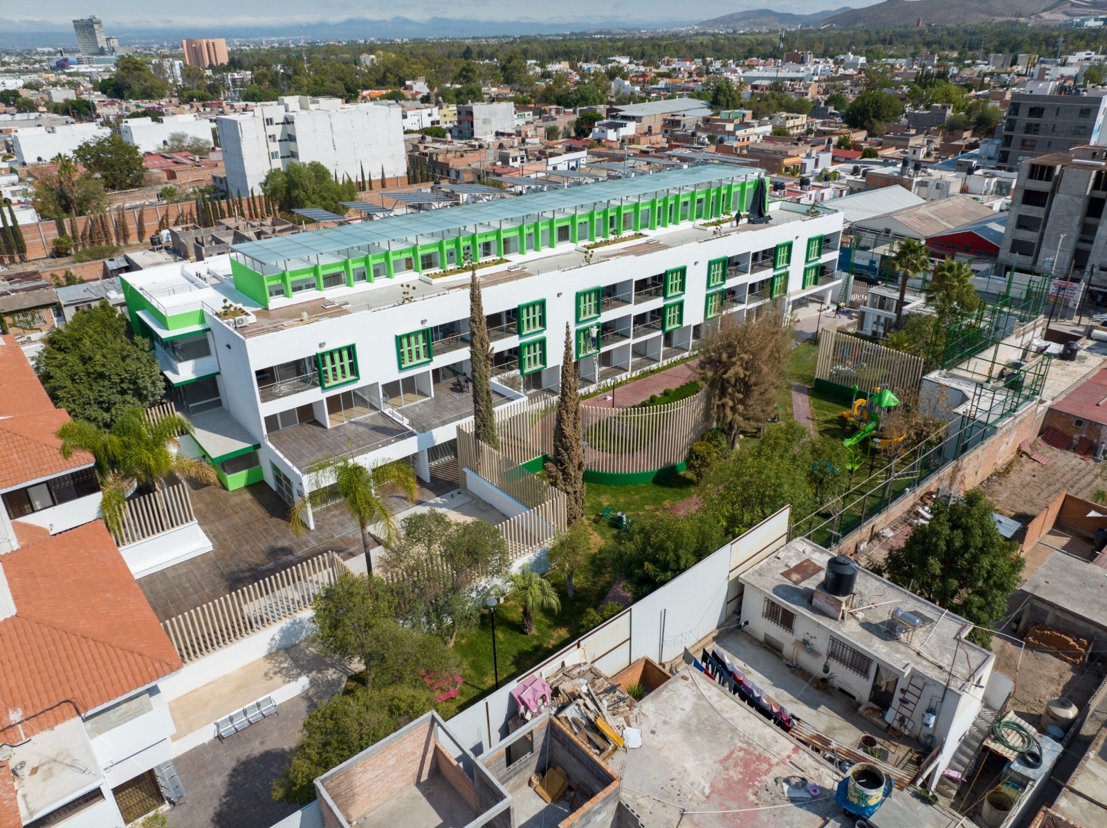 RICARDO GALLARDO CUMPLE Y ENTREGA A POTOSINOS NUEVA CASA HOGAR