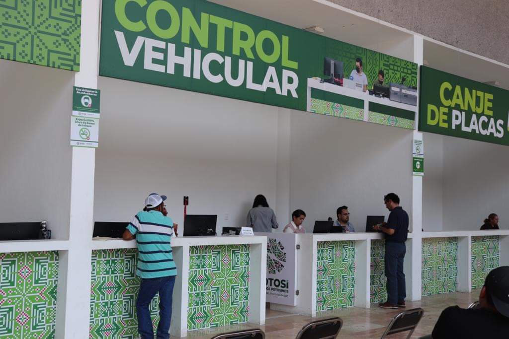 Salvador González  adelantó que para el 2024 se terminará el programa de placas y licencias gratuitas en San Luis Potosí.