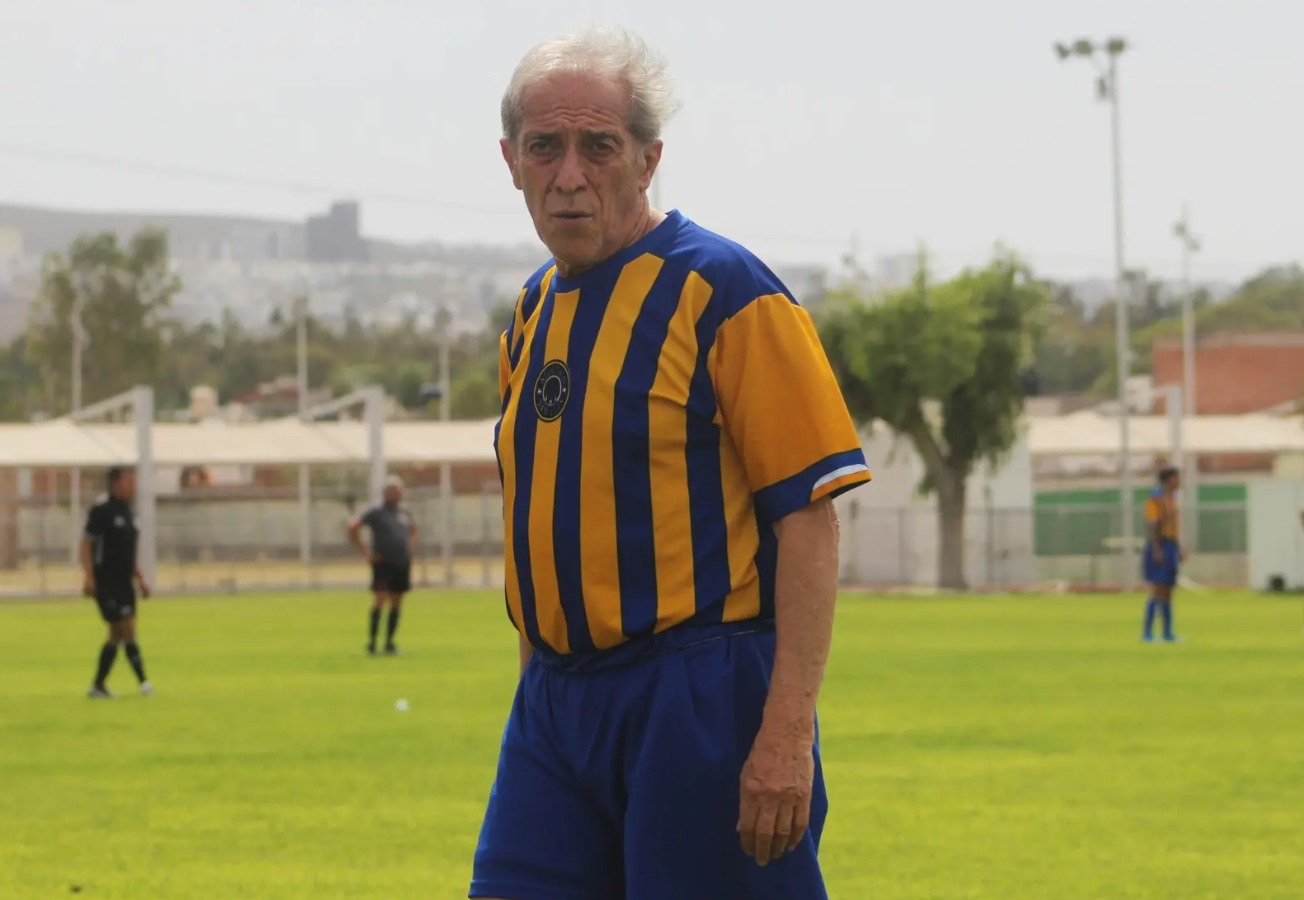 "Martin", como muchos lo llamaban, fue un destacado jugador profesional del equipo San Luis, además de un dedicado trabajador de la UASLP