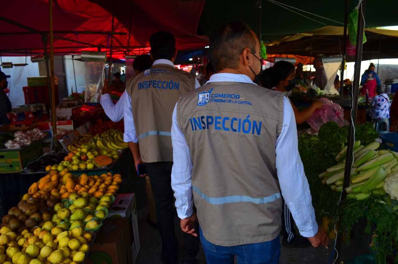 Dirección de comercio realiza más de 5 mil 350 visitas de supervisión a las 32 rutas de tianguis de la ciudad