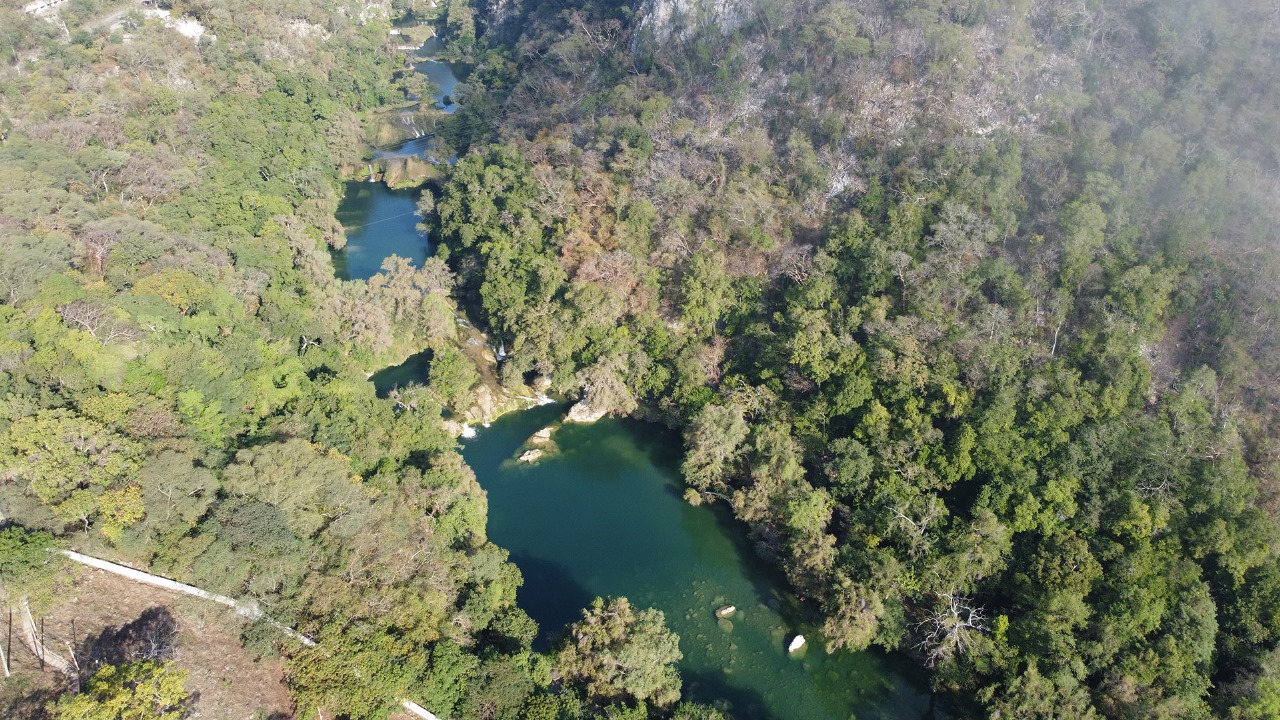 Nivel del río valles en paraje micos óptimo para recibir al turismo en semana santa