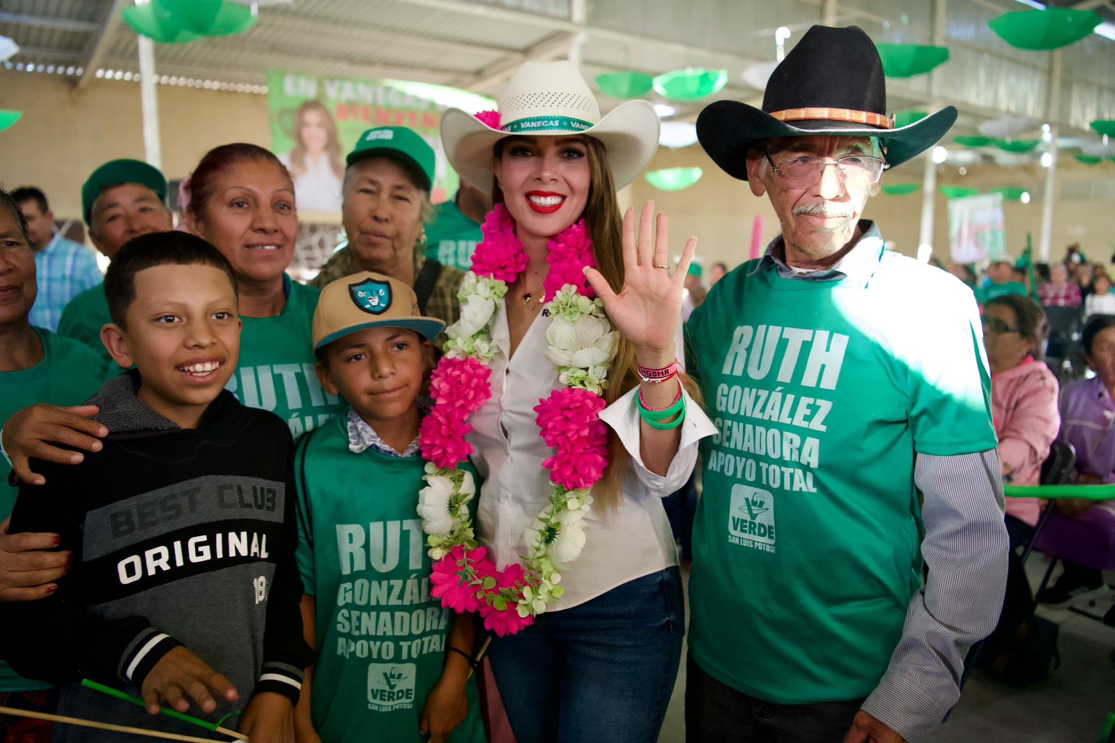 Desde el Senado gestionaré más apoyos para el Altiplano: Ruth González