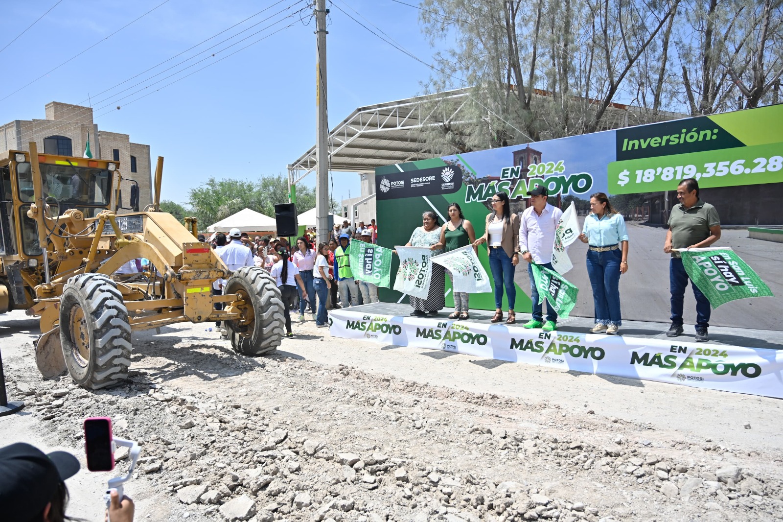 Con más carreteras, impulsa gobierno estatal desarrollo de Cerritos