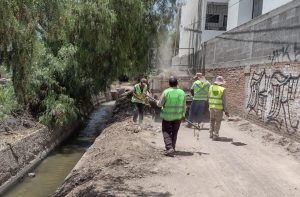 Gobierno de Soledad implementa limpieza en canales de riego para beneficiar a agricultores 