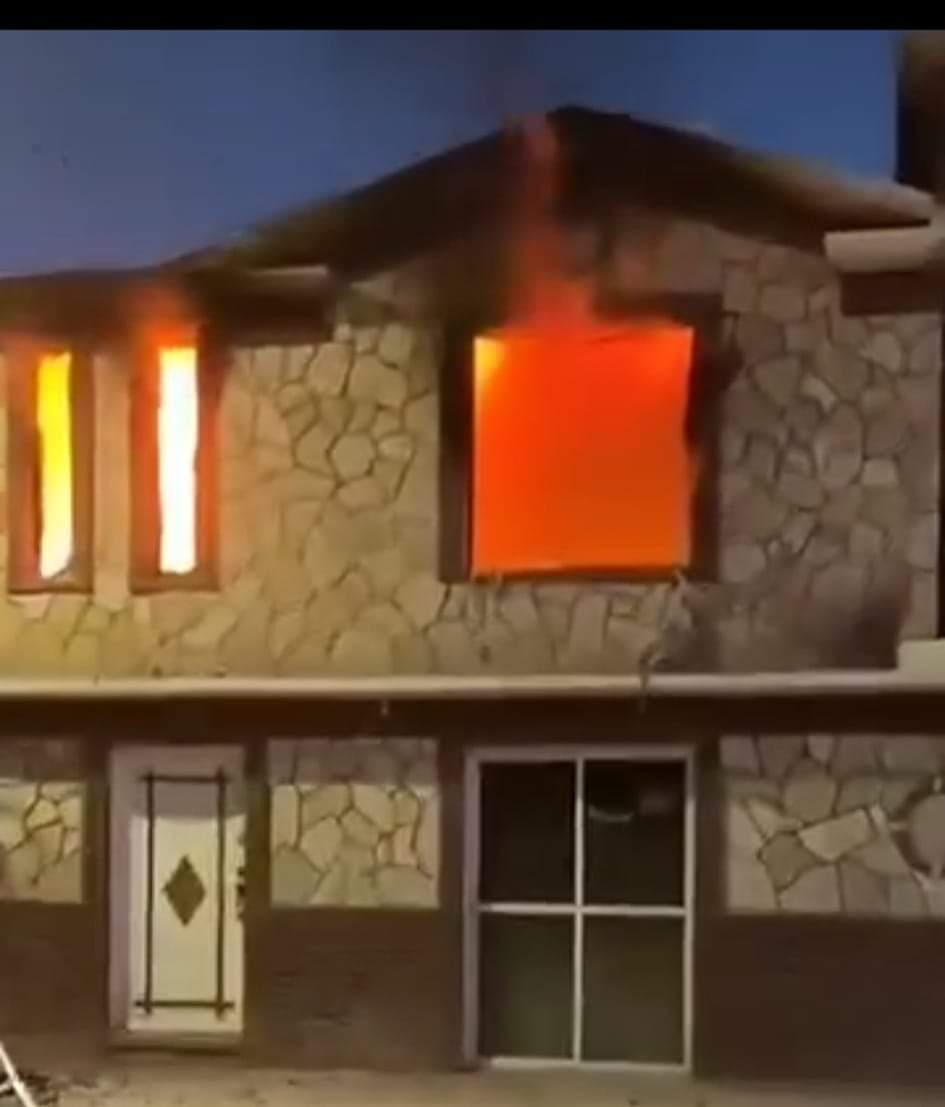 Fiscalía de SLP abre carpeta de investigación por incendio en una casa del Peñasco