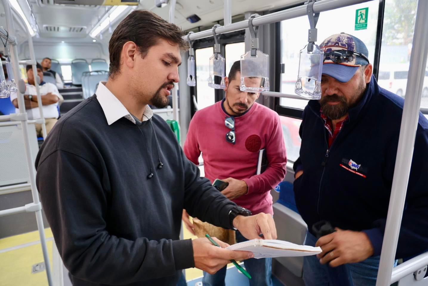 Avanza instalación de infraestructura para nuevas rutas de Metrored