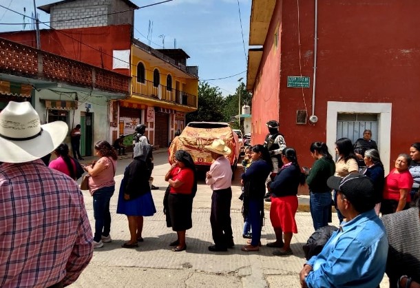 Balacera en casilla electoral de Puebla deja un muerto y un herido