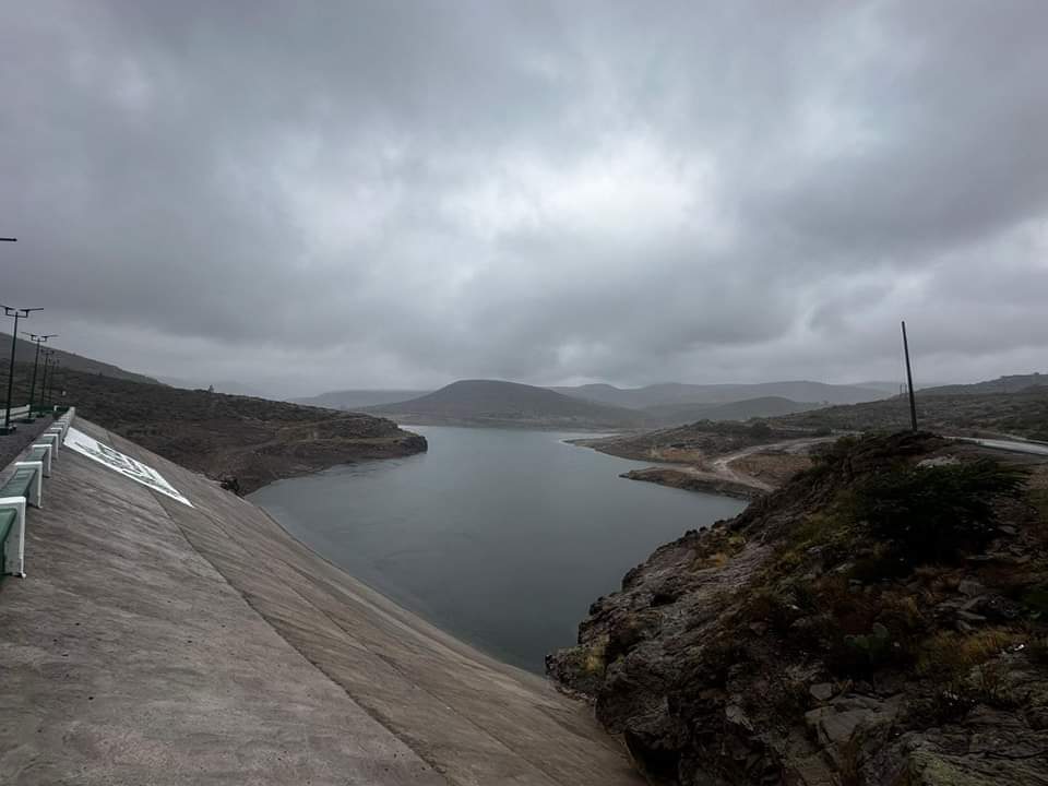 Lluvias aumentan niveles de presas en la capital