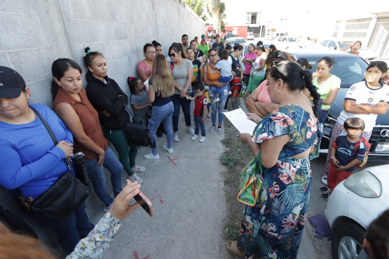 Madres de familia denuncian malos tratos en el  Jardín de Niños Rosa María Carranza