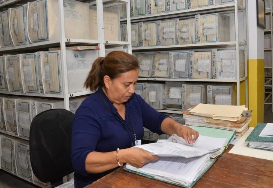 Archivo municipal de Soledad facilita acceso a documentos a estudiantes universitarios