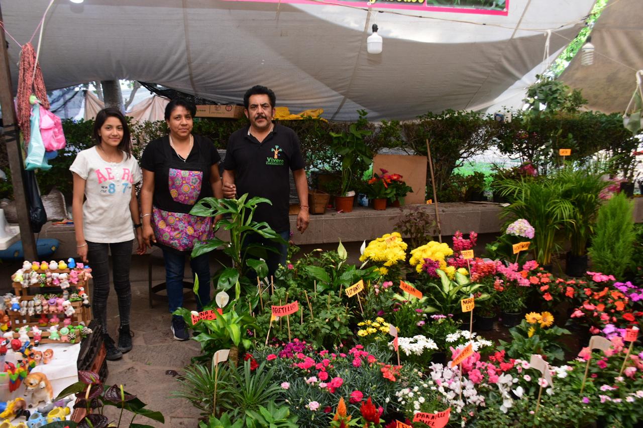 Expositores en el festival de las flores reconocieron buenas ventas y afluencia de visitantes